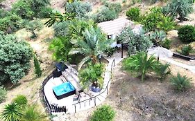 Private Detached Chalet With Own Jacuzzi Mi Dushi