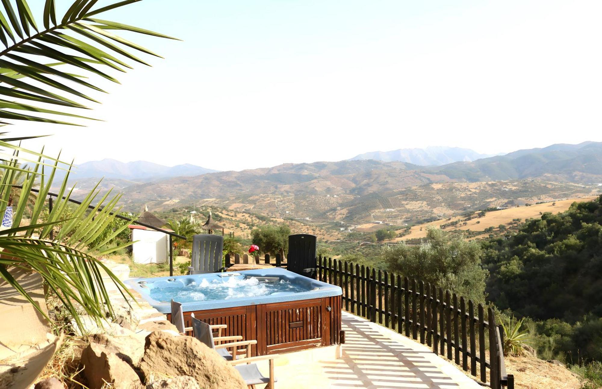 Private Detached Chalet With Own Jacuzzi Mi Dushi Tolox Exterior foto