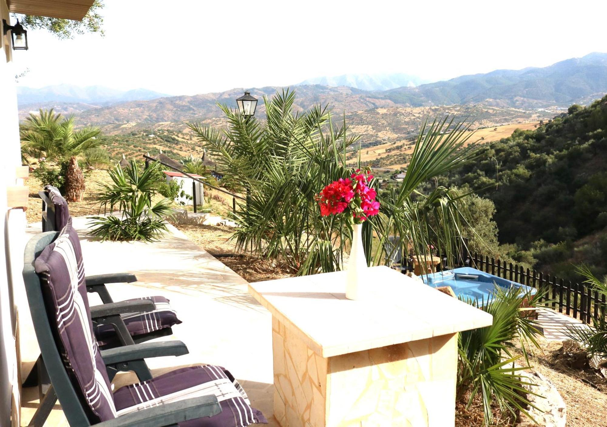 Private Detached Chalet With Own Jacuzzi Mi Dushi Tolox Exterior foto